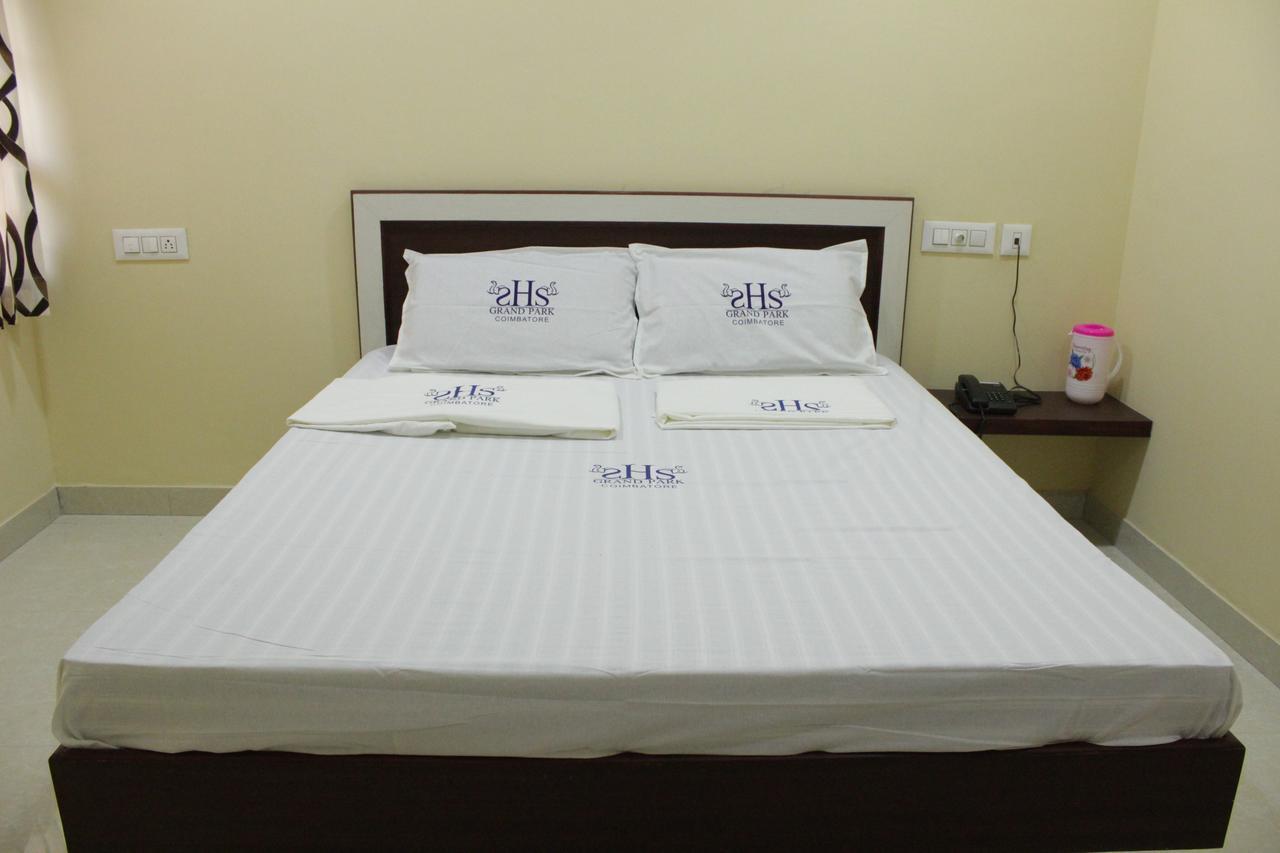 Shs Grand Park Hotel โคอิมบาทอร์ ภายนอก รูปภาพ